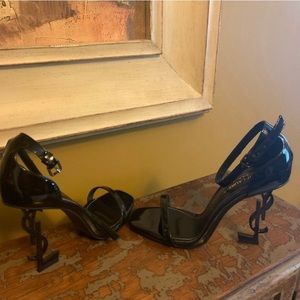 NWOT Yves Saint Laurent Opyum copy not authentic